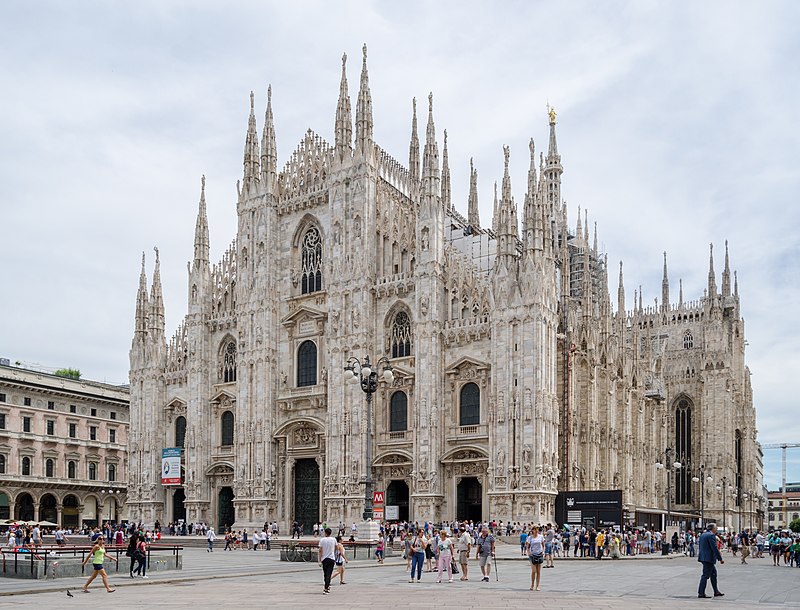 من أشهر المناطق السياحية في ميلانو